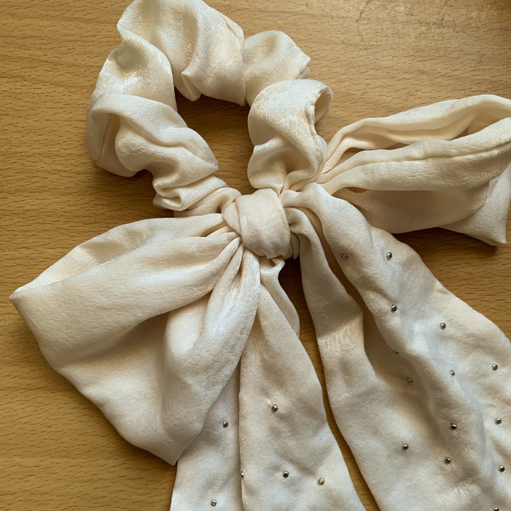 Beige Warm Neutral Hair Bow Hair Tie with Beads